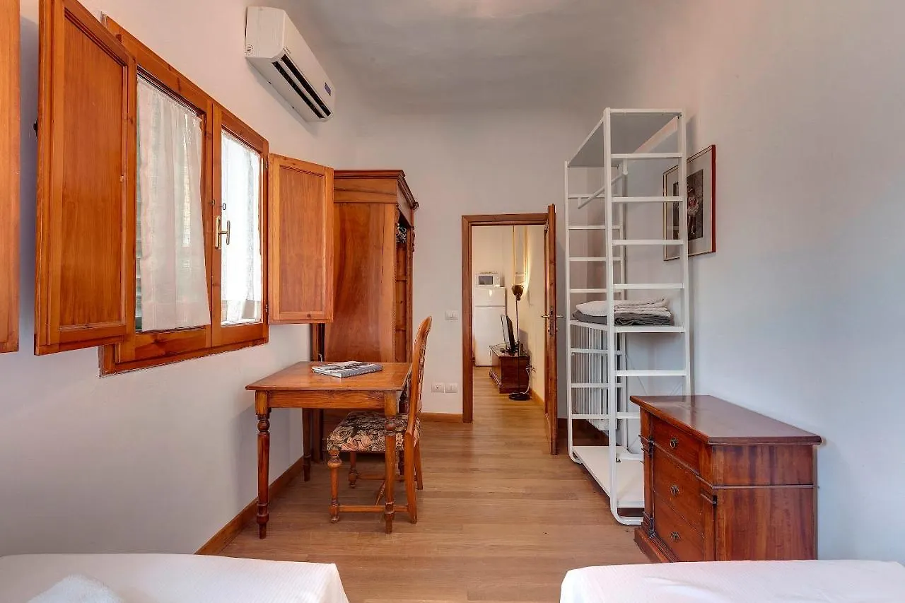 Oriuolo 49 Apartment Florence
